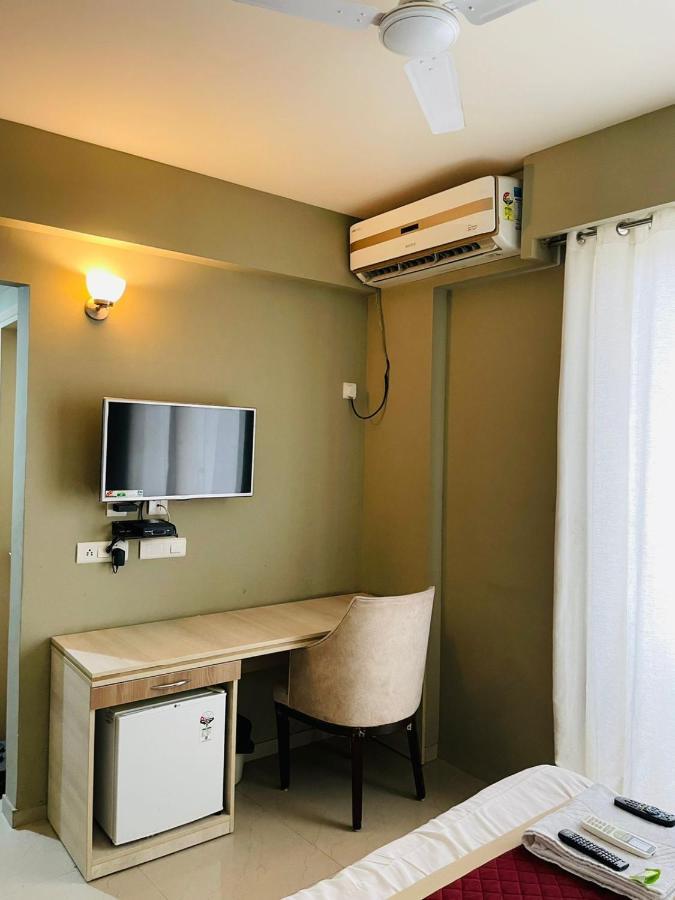 Apartament Omaxe Krishna Aavas Vrindāvan Zewnętrze zdjęcie