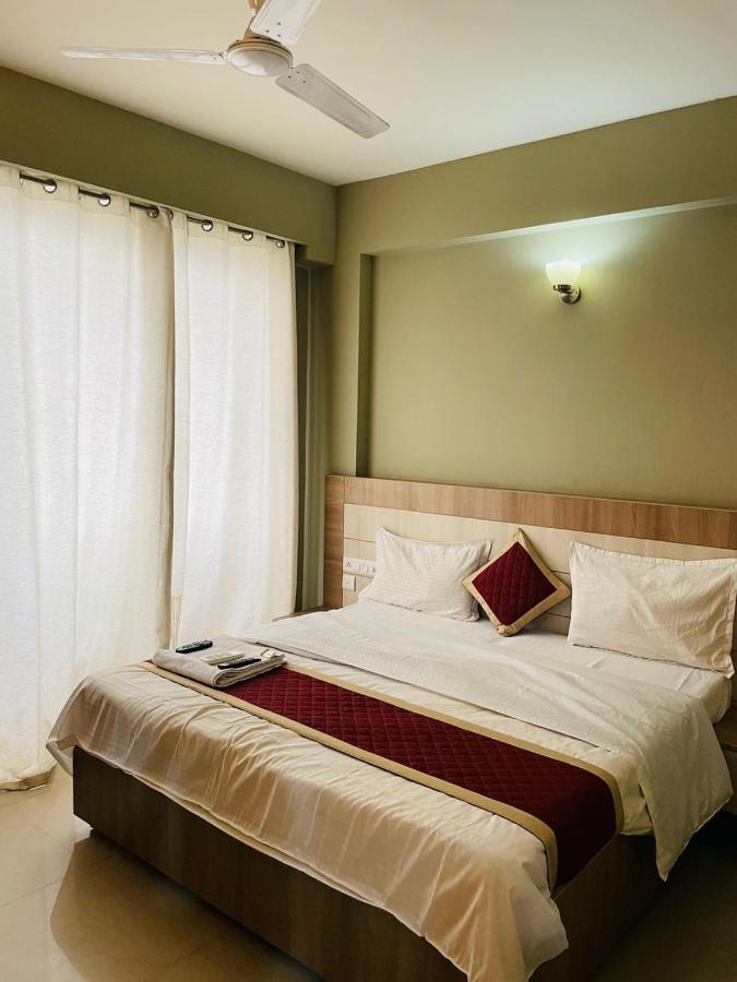 Apartament Omaxe Krishna Aavas Vrindāvan Zewnętrze zdjęcie
